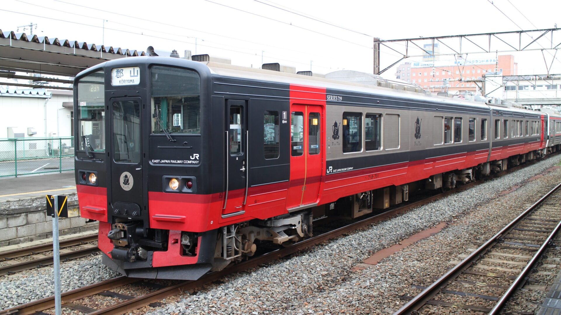 フルーティアふくしま号719系電車