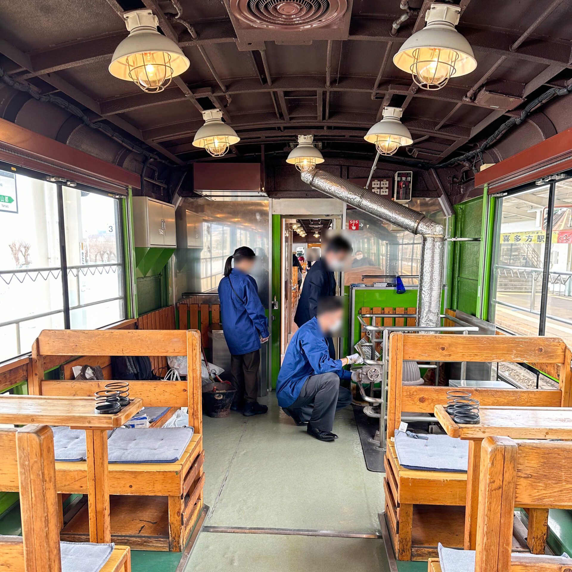 風っこストーブ喜多方号車内