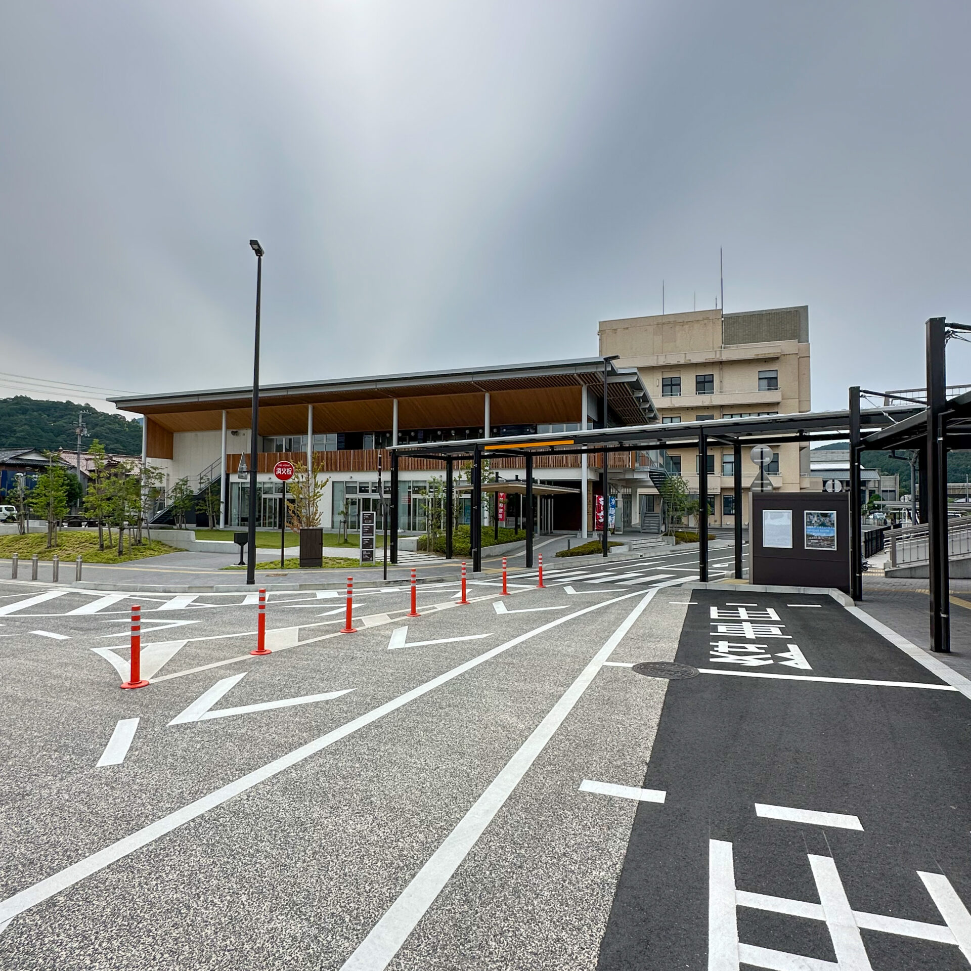卯之町駅前