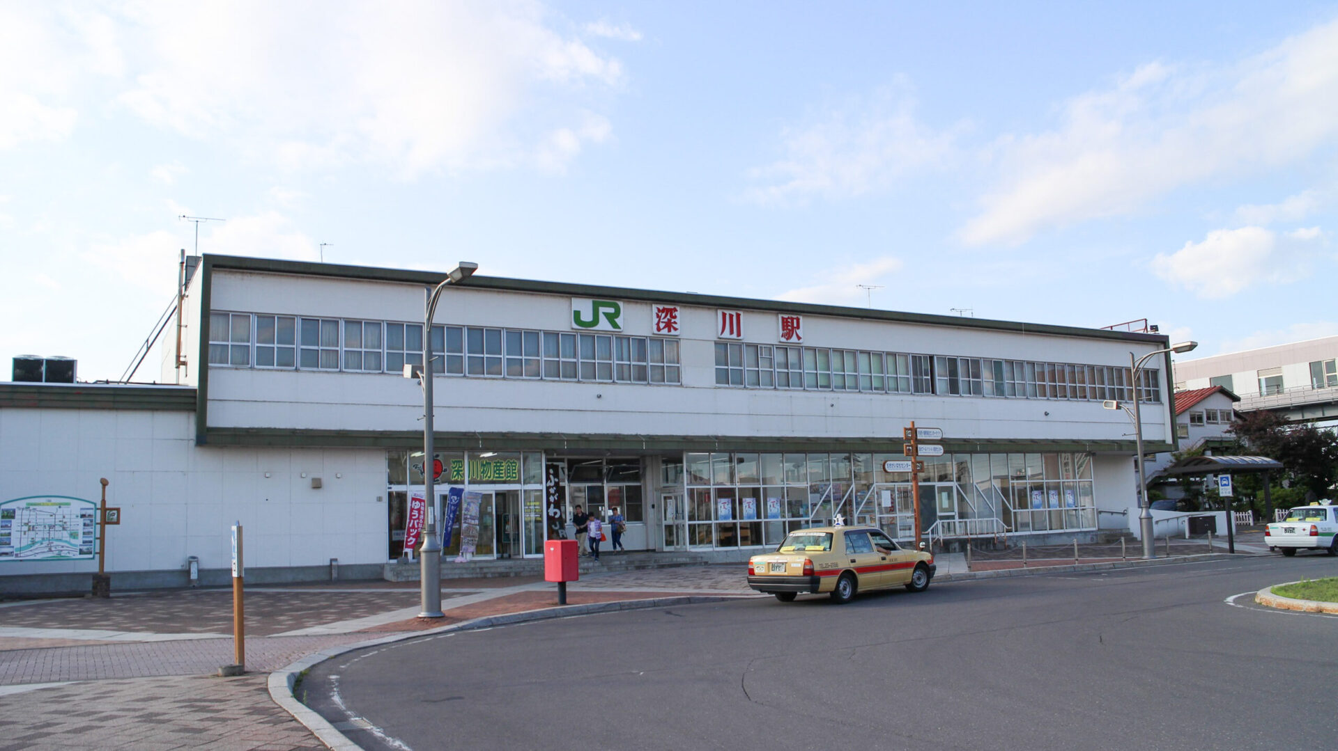 深川駅駅舎