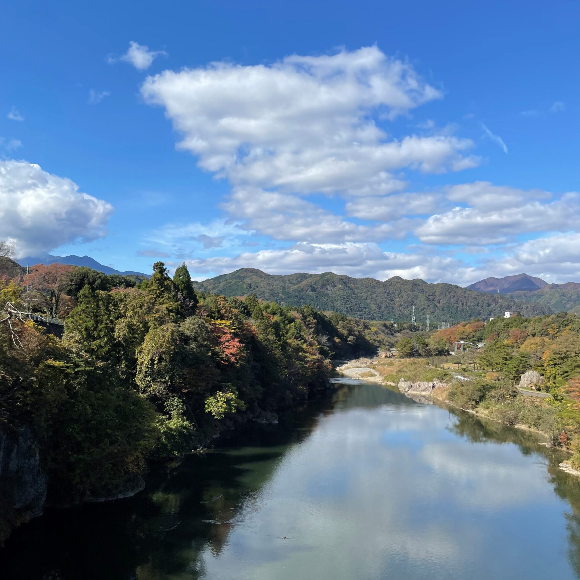 鬼怒川を渡る