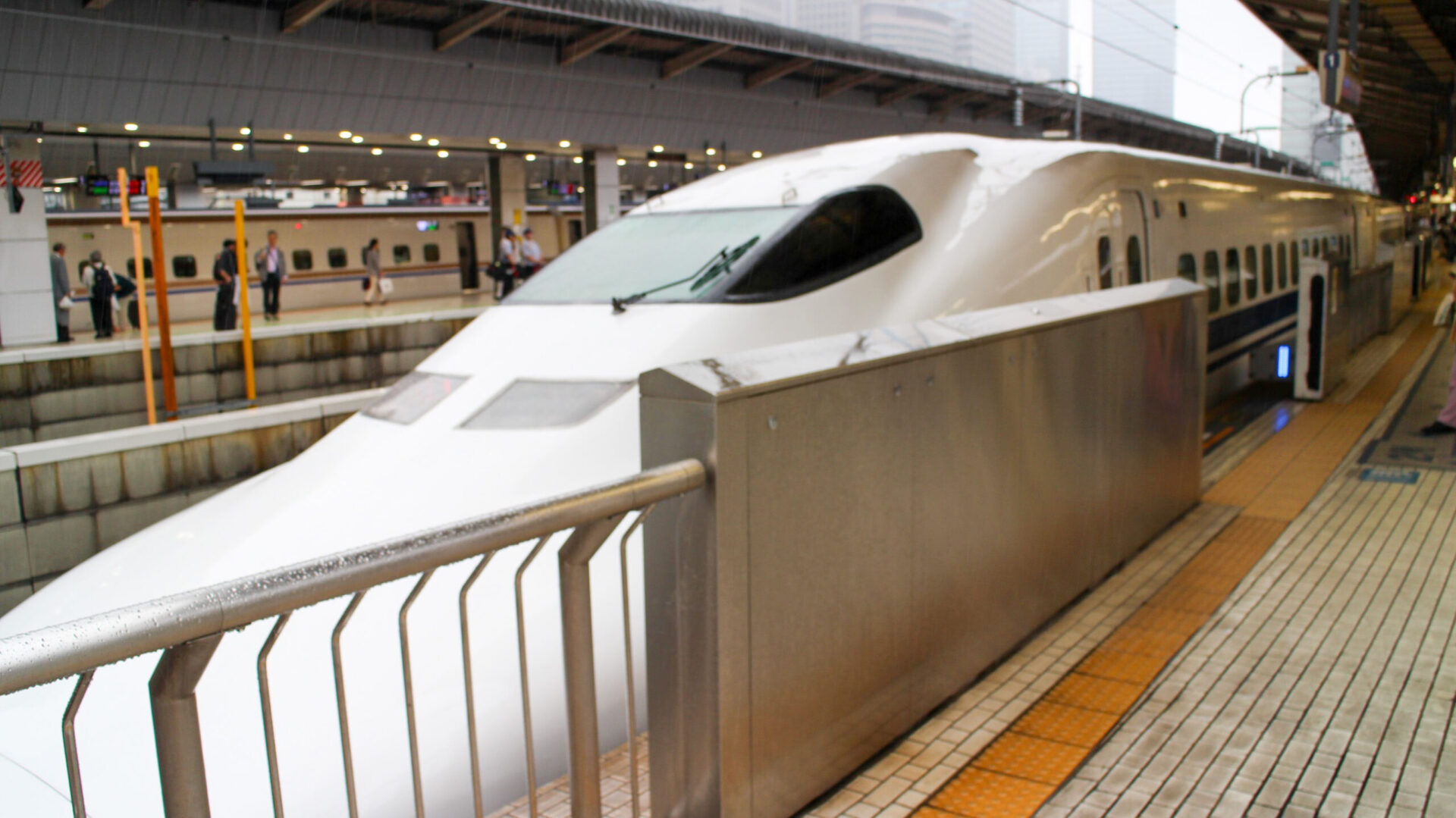 700系