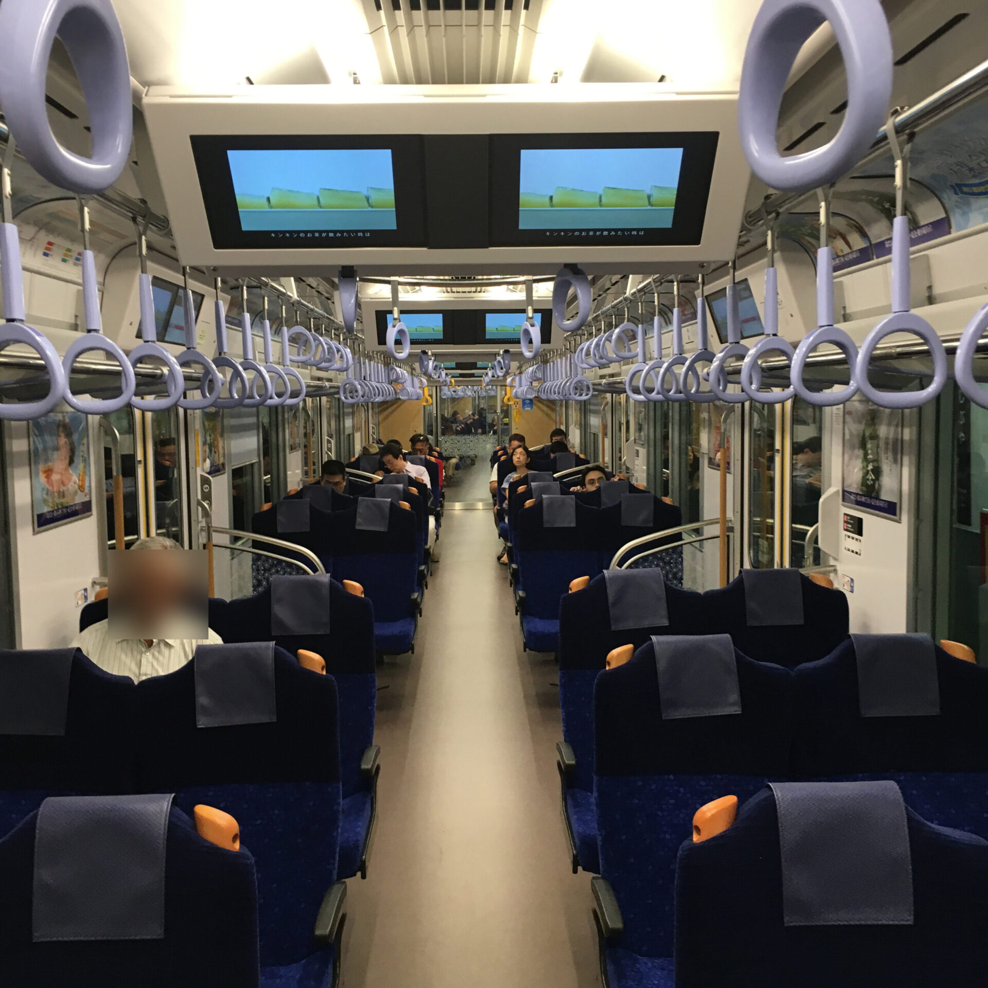 Sトレイン車内