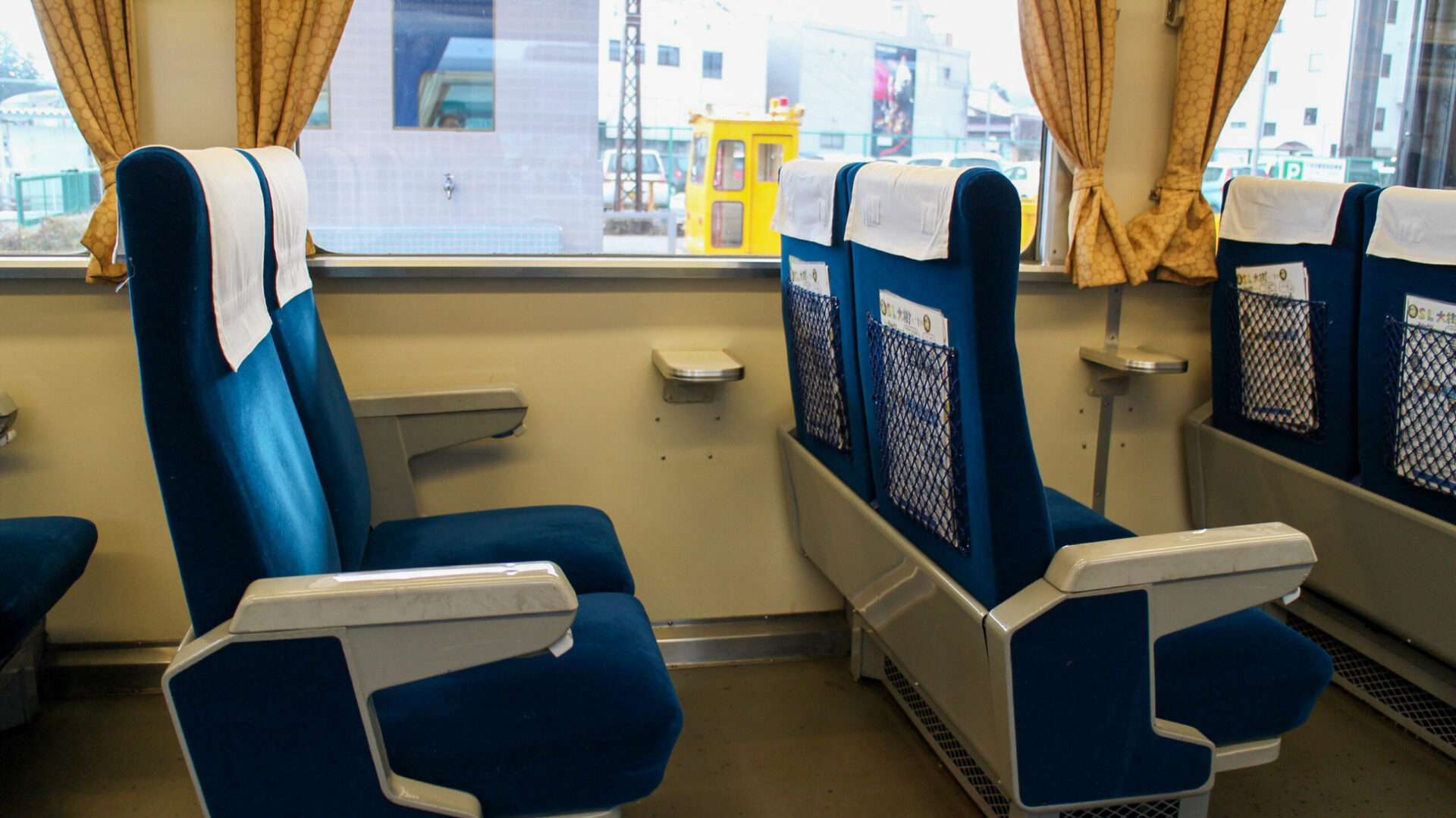 SL大樹車内