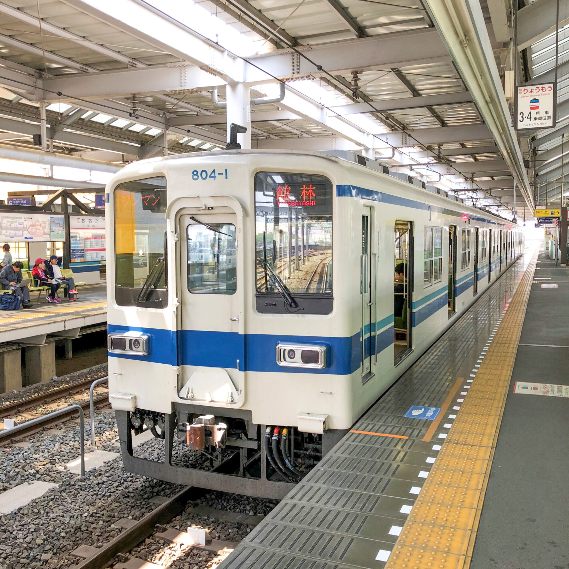 東武伊勢崎線普通列車