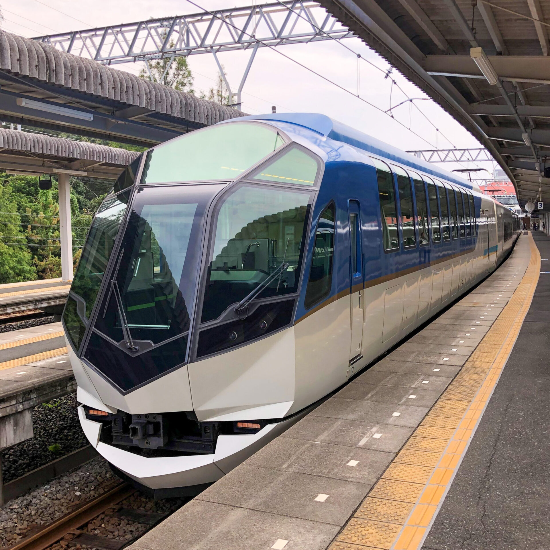 近鉄特急しまかぜ賢島駅にて