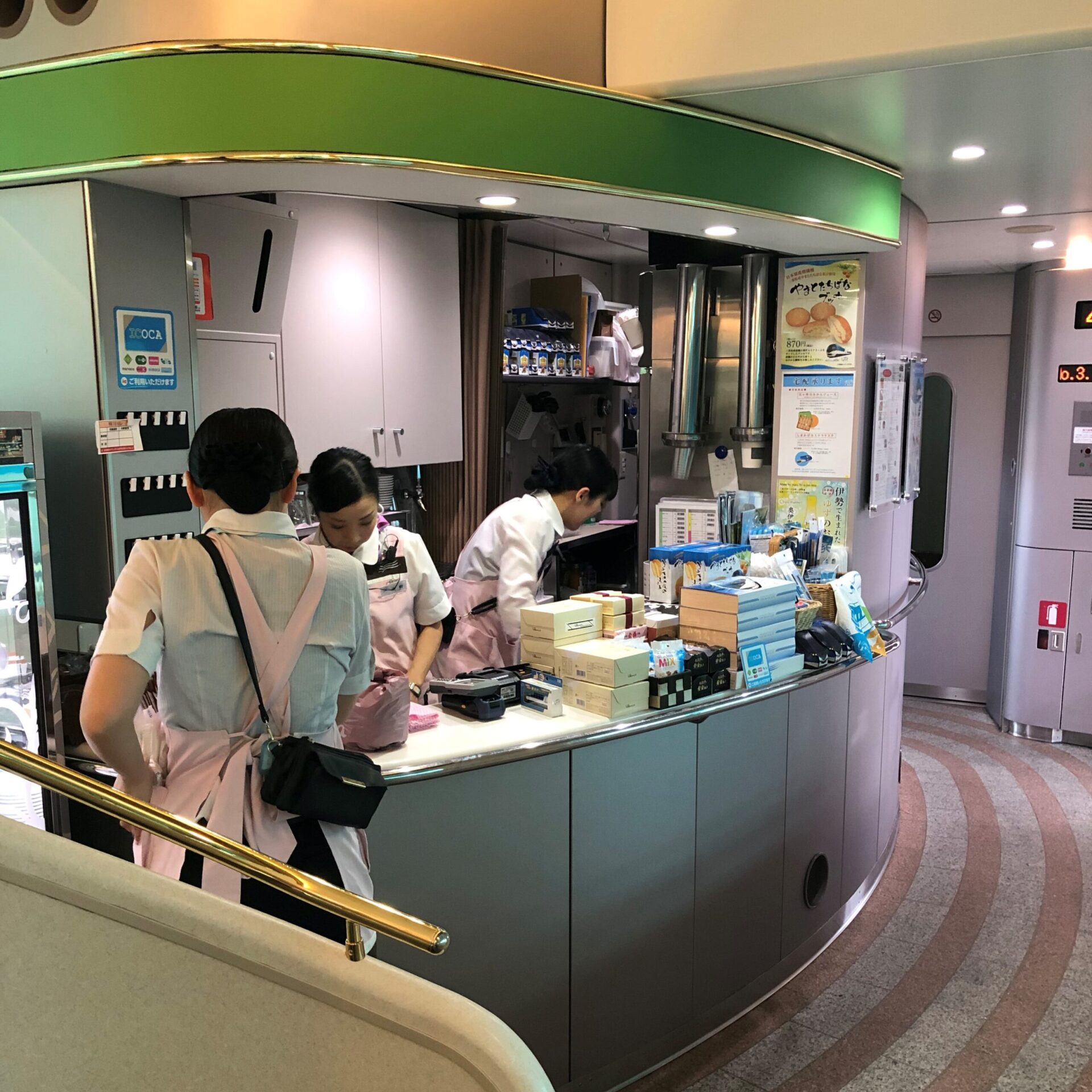 近鉄特急しまかぜ売店