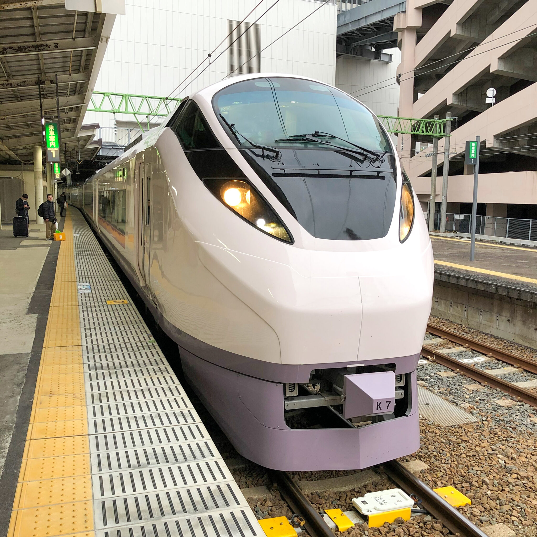 特急ひたち号仙台駅にて