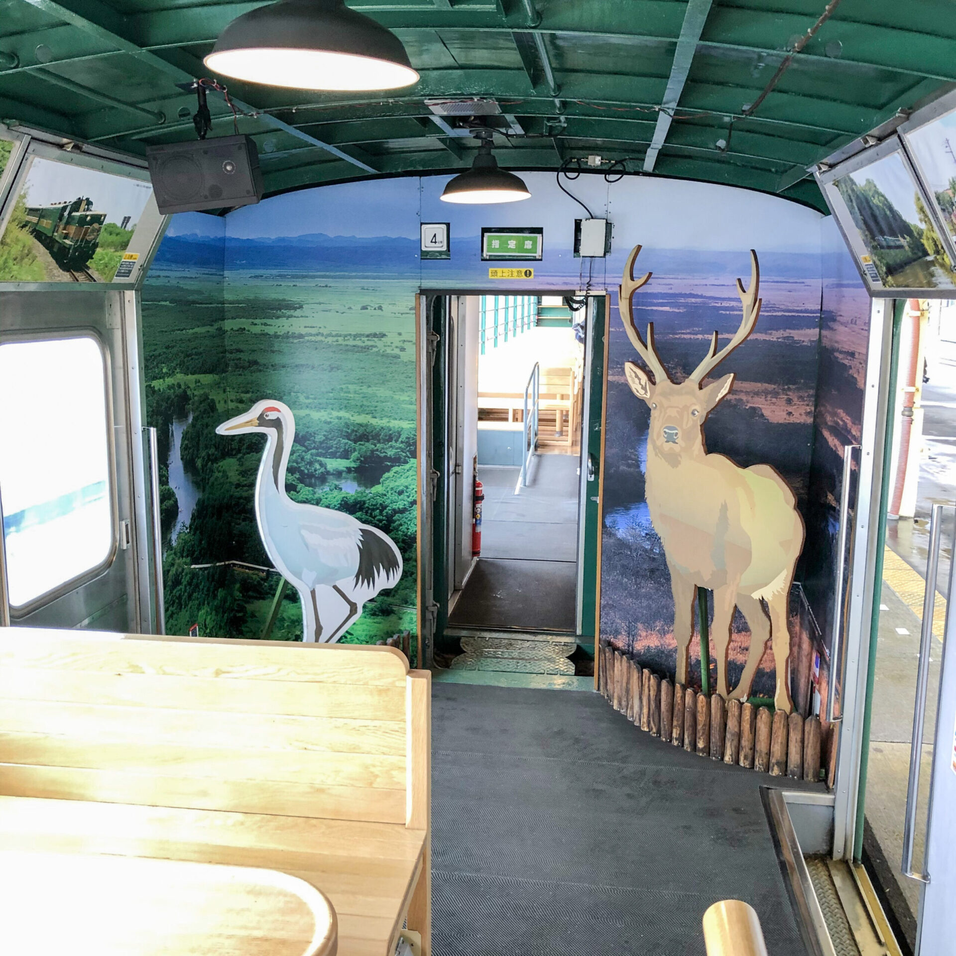 くしろ湿原ノロッコ号車内