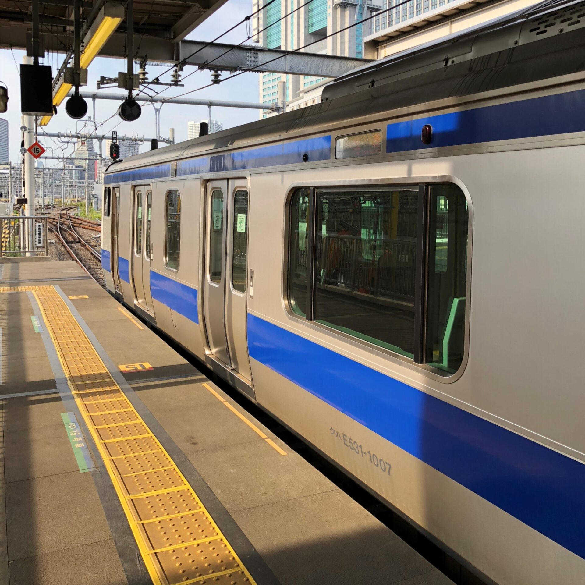 常磐線中距離電車品川駅にて