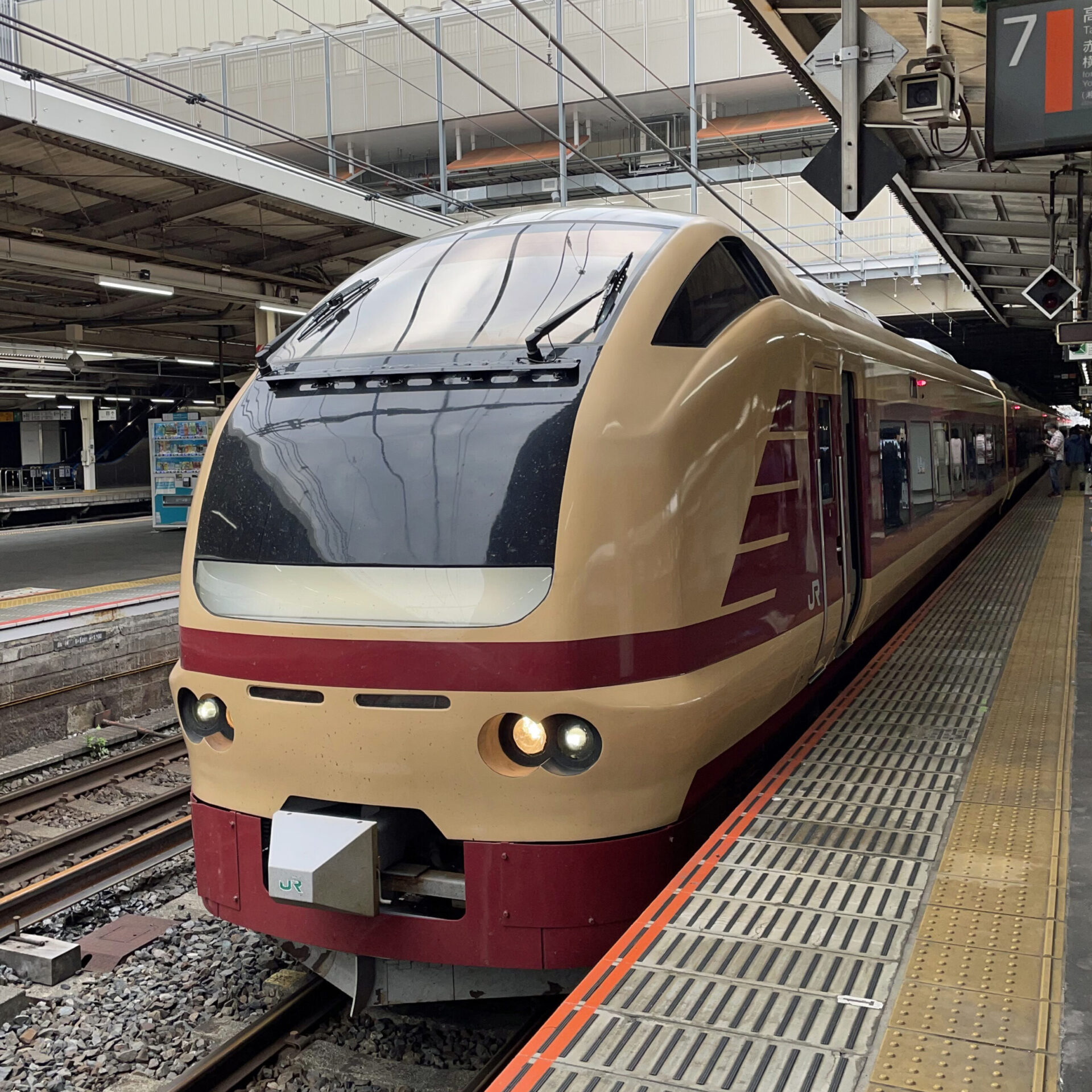 E653系車両を大宮駅にて