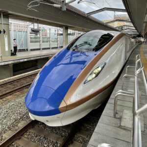 新幹線E7系