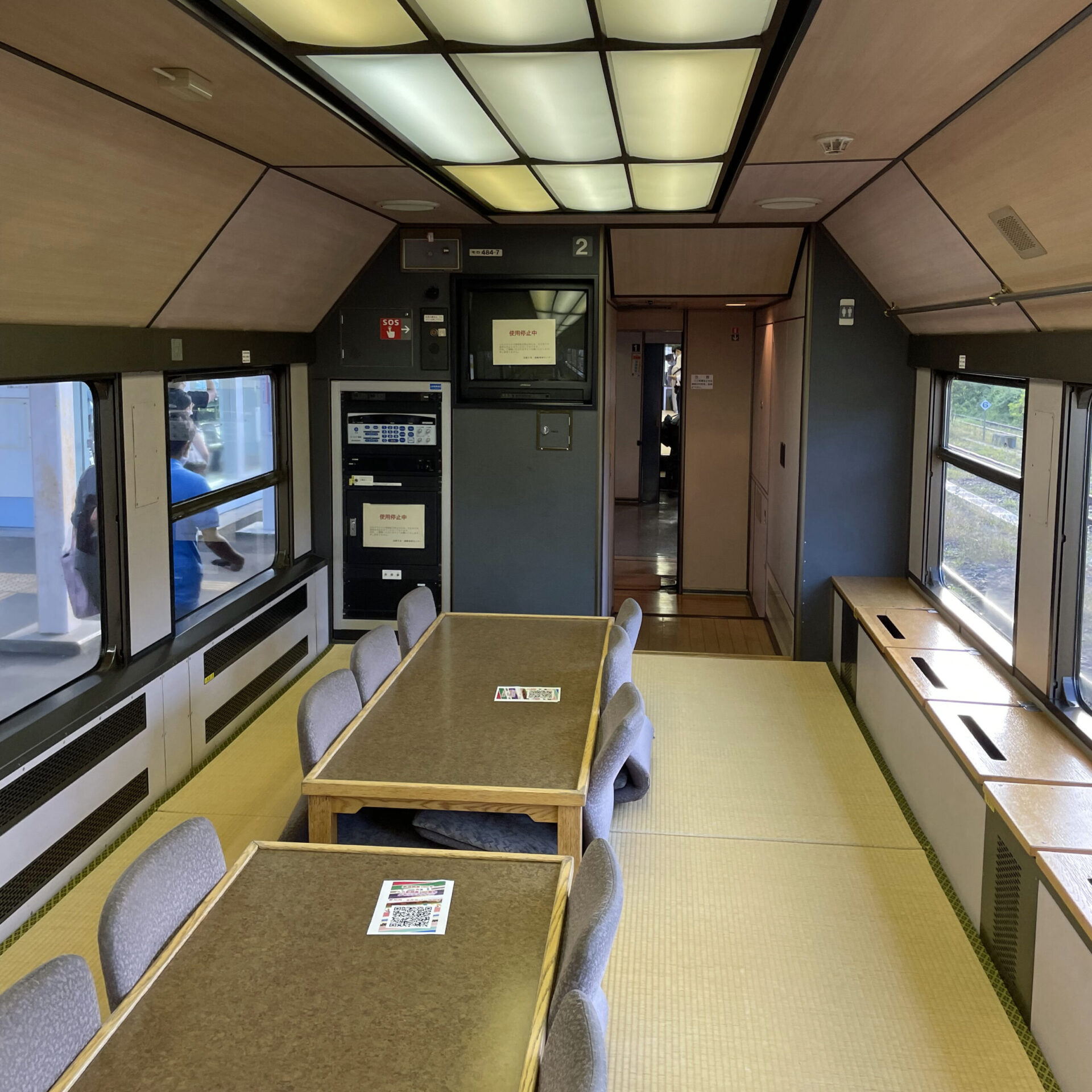 485系華車内