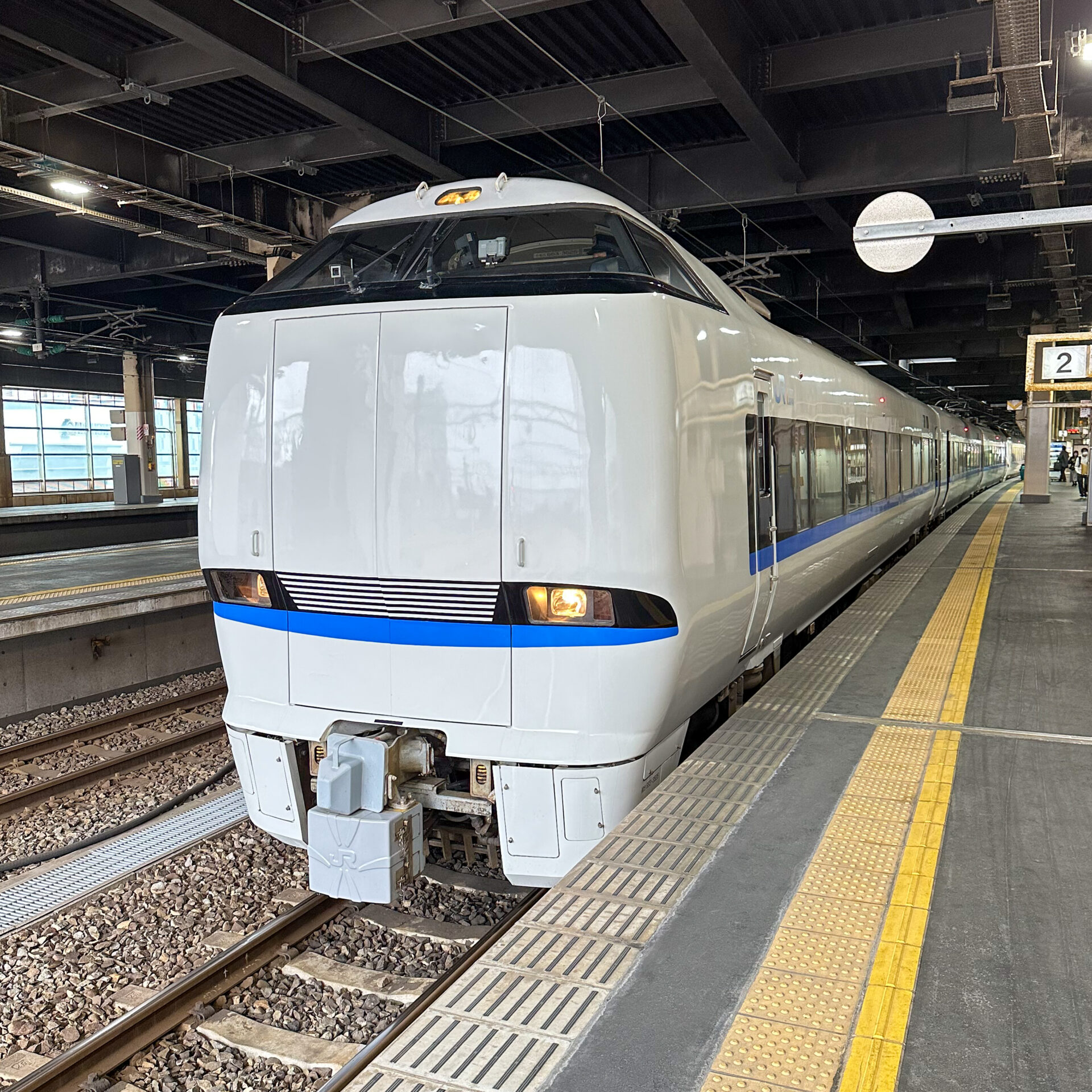 特急サンダーバード号