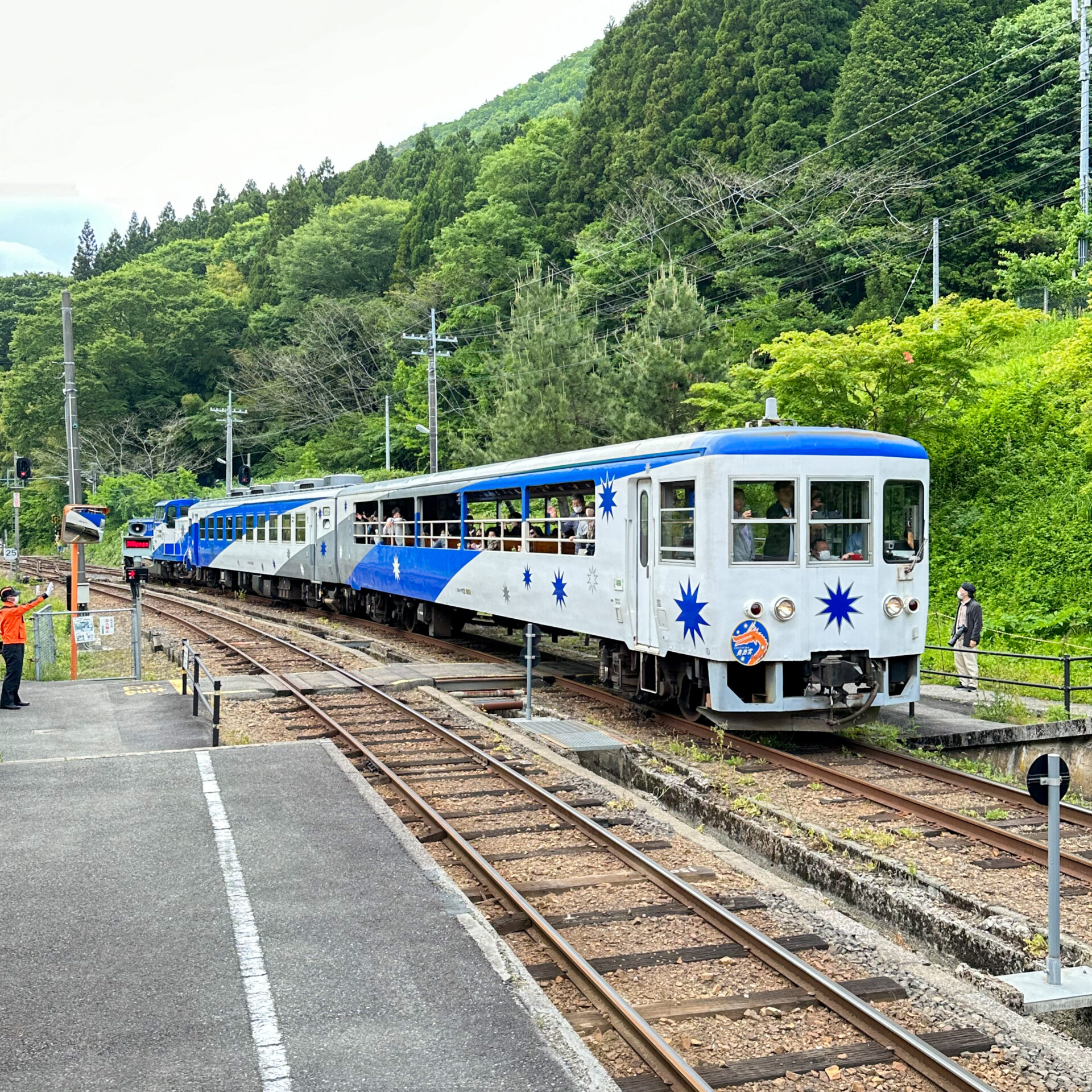 奥出雲おろち号出雲坂根駅にて