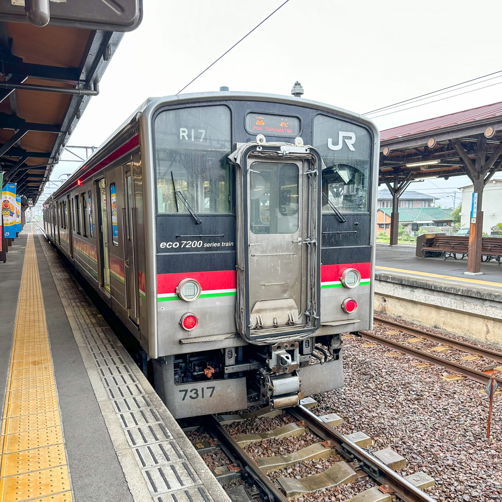 JR土讃線普通列車琴平駅にて