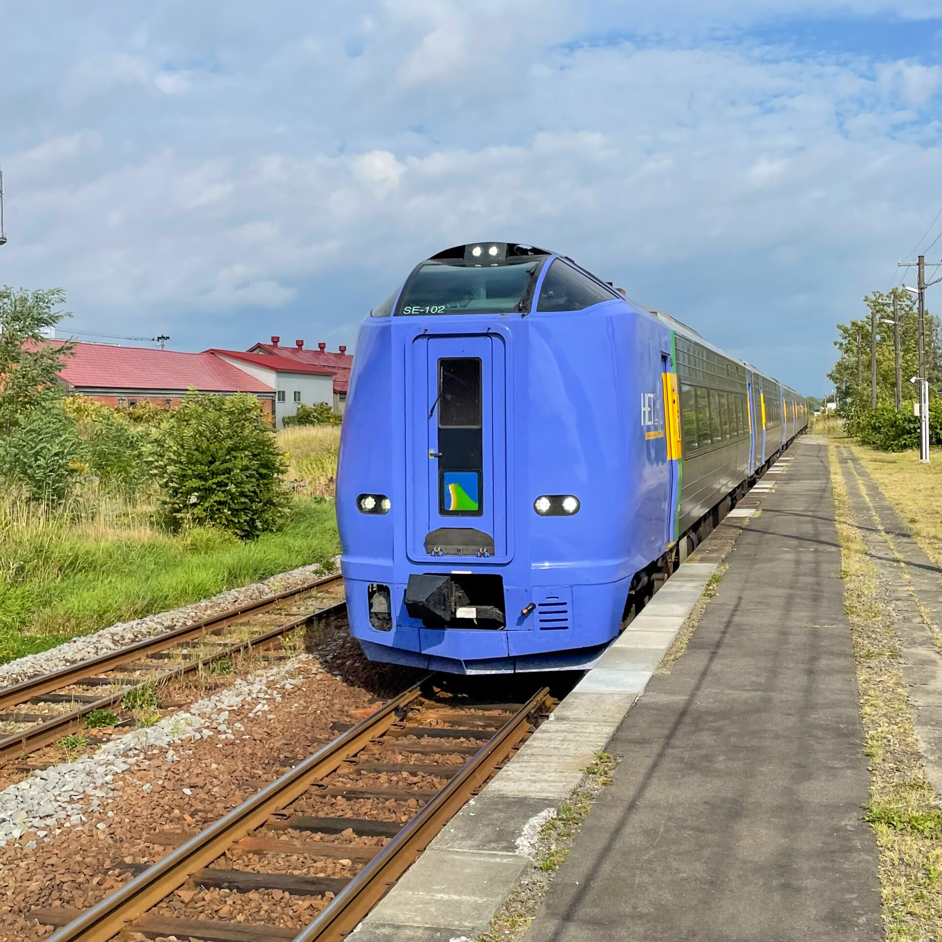 特急サロベツ号美深駅にて