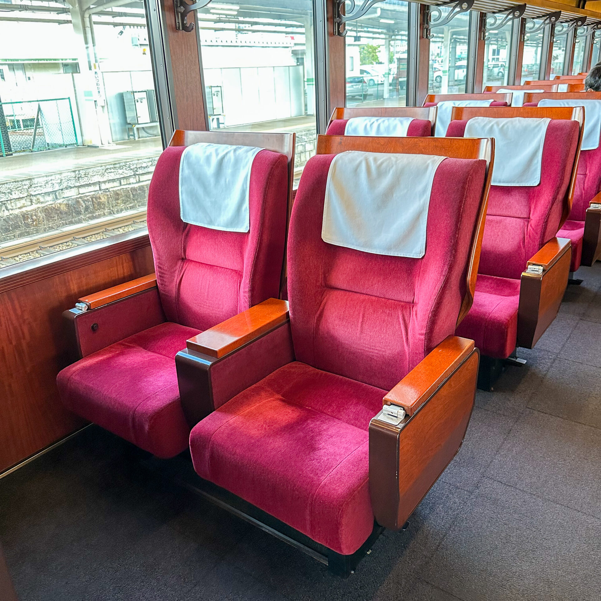 SLばんえつ物語号グリーン車車内