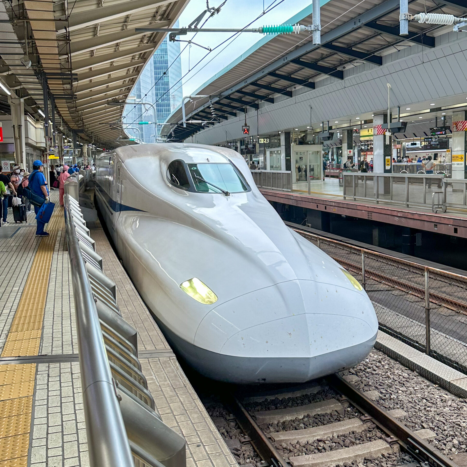 東海道新幹線N700系東京駅にて